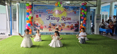 Hoạt động steam "Làm áo bạn trai bạn gái"