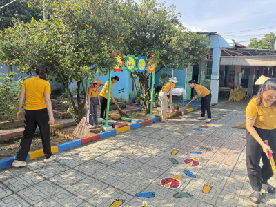 TRƯỜNG MẦM NON TÂN ĐỊNH TỔ CHỨC “THỨ BẢY XANH” CHÀO MỪNG 20/11