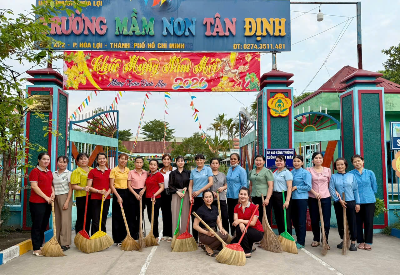 1924355869879796019 (1)