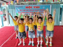 Múa Cô dạy em bài an toàn giao thông